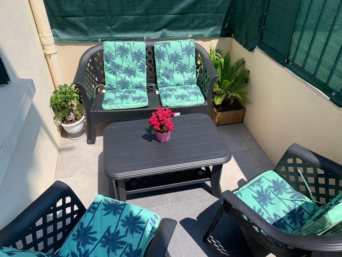 Grand Studio Tres Agreable Avec Bar, Cuisine Et Terrasse Cagnes-sur-Mer Extérieur photo