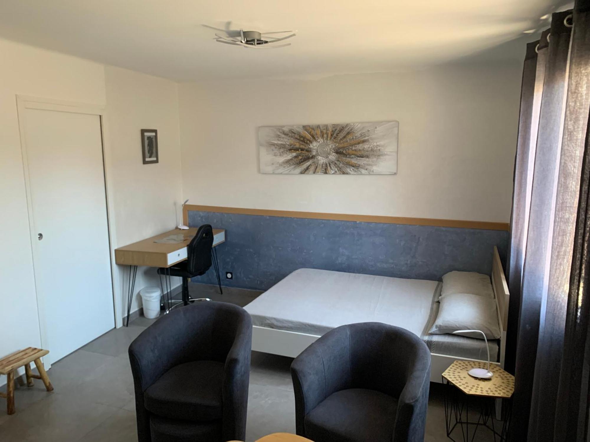 Grand Studio Tres Agreable Avec Bar, Cuisine Et Terrasse Cagnes-sur-Mer Extérieur photo